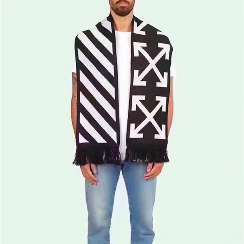 Off-White Arrow Scarf